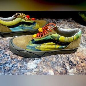 VANS men’s size 10 MOMA Salvador Dali